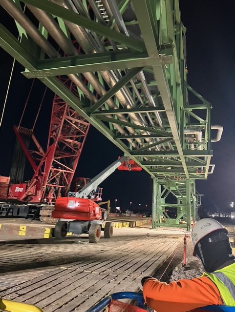 Laminated Crane Mat in use on construction site